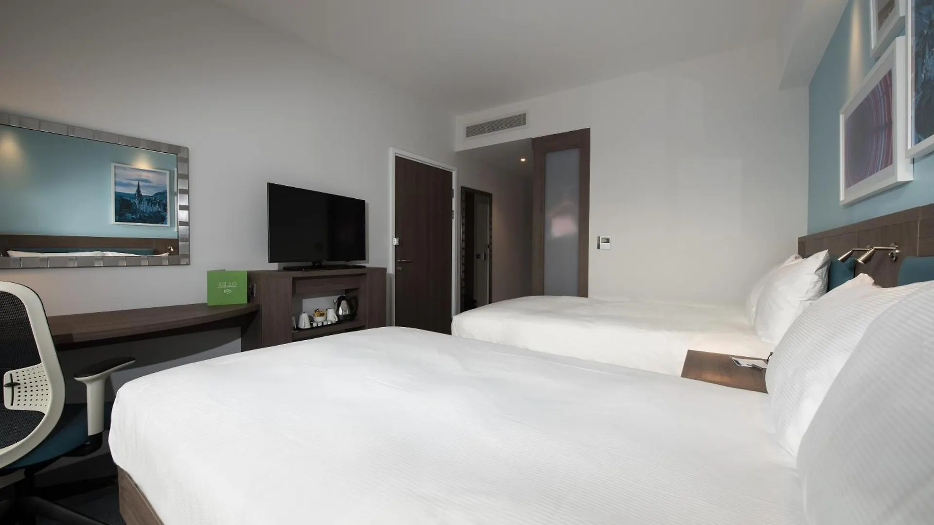 Hampton By Hilton Edinburgh West End Hotel